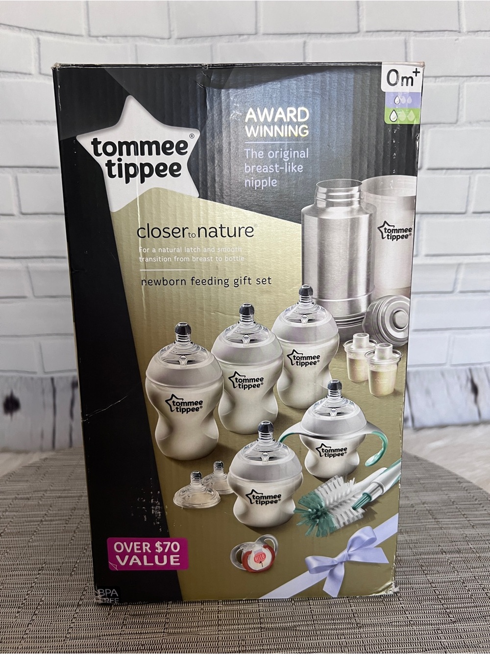 Tommee Tippee Closer to Nature Newborn Baby Essentials Feeding Gift Set